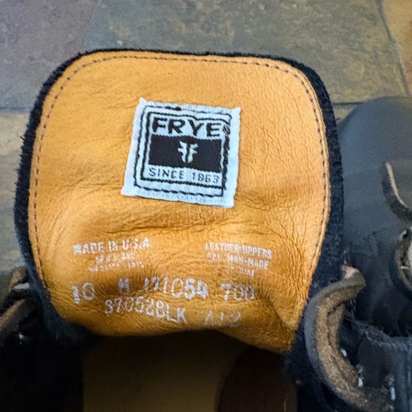 🇺🇸 High quality Frye Arkansas leather boots. - Picture 12 of 13